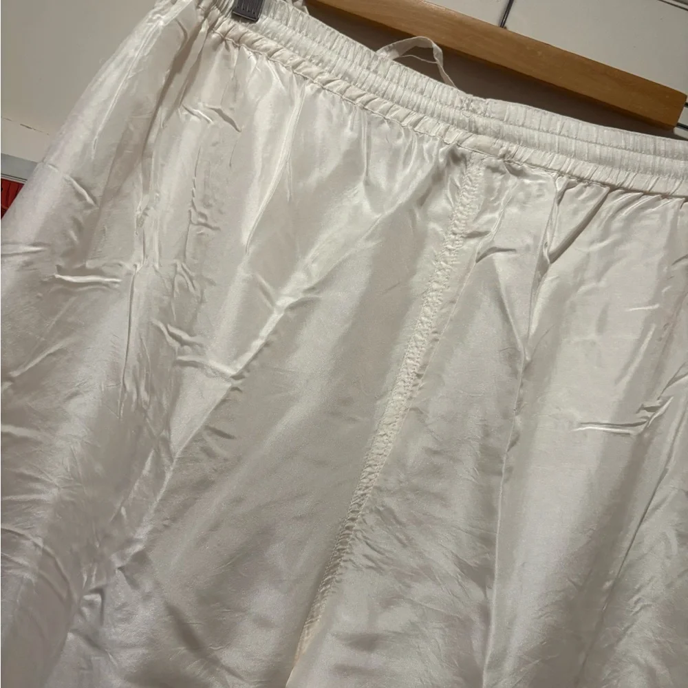 VTG Women's White Silk Joggers - Picture 7 of 9
